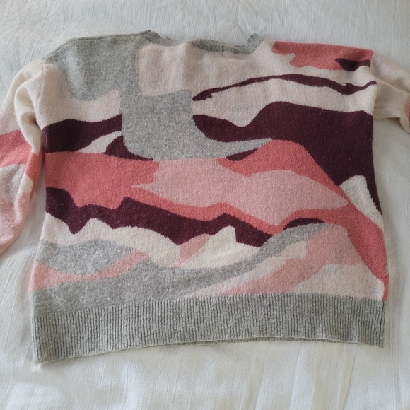 SKULL CASHMERE SWEATER - Picture 5 of 10